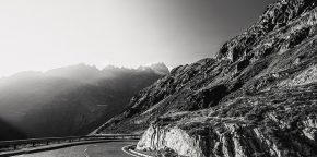 Bild In balance, a mountain pass road in the swiss alps